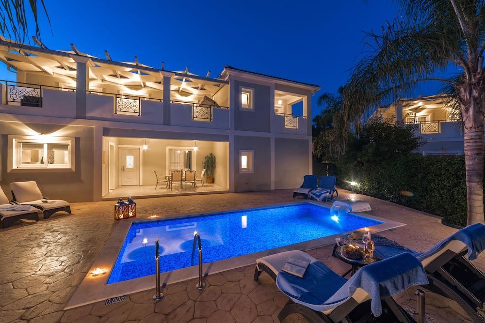 Mamfredas Luxury Resort Planos  Ngoại thất bức ảnh