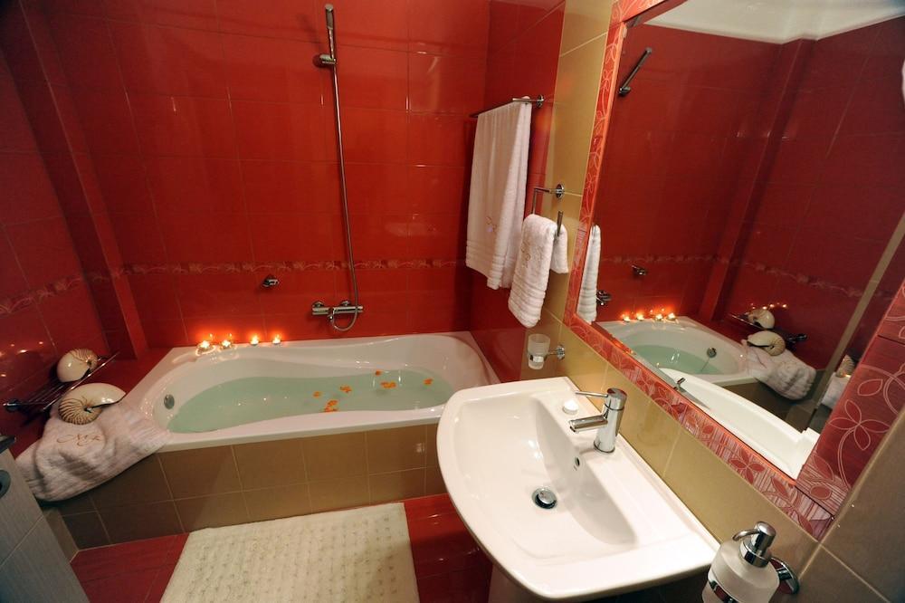 Mamfredas Luxury Resort Planos  Ngoại thất bức ảnh